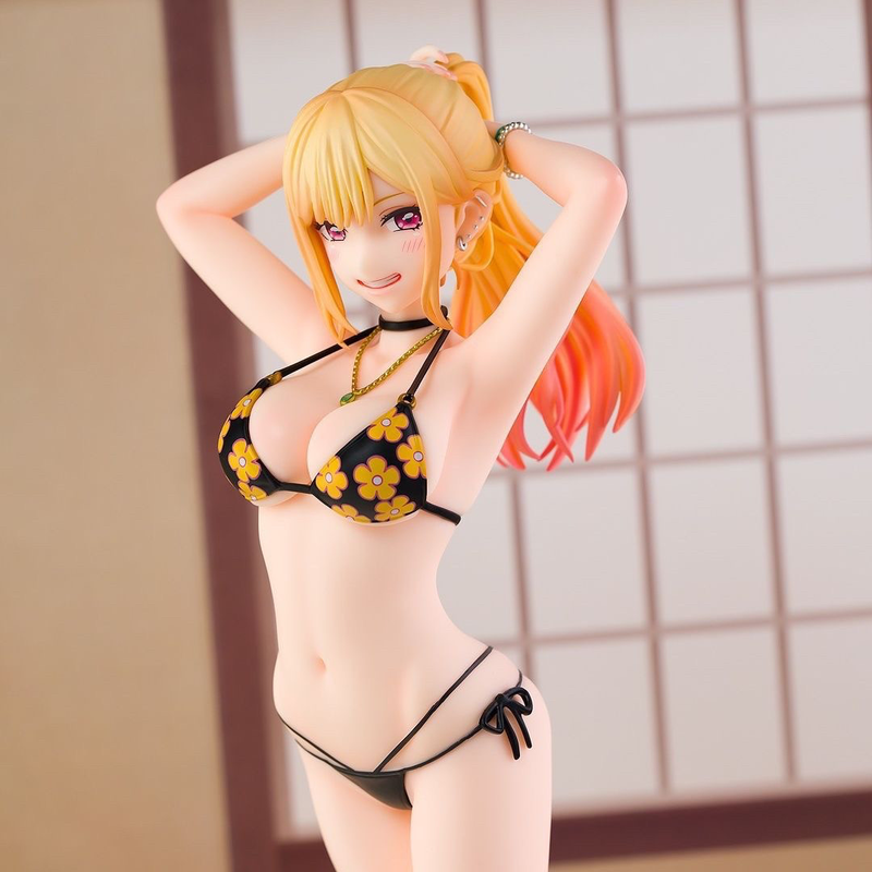 23 cm My Dress-Up Darling Mari - Home Office Romance Manga recensie en prijs